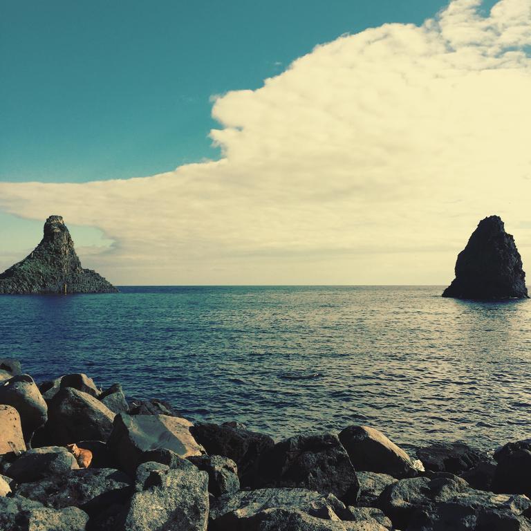 La Scivola Rooms Aci Castello Exterior photo